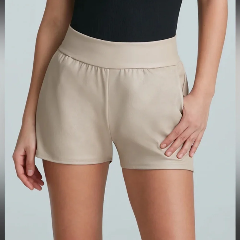 Commando Sand Faux Leather Pull On Shorts Relaxed Fit Pockets Size XS